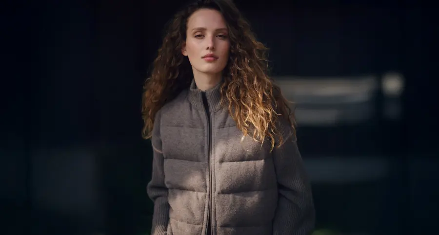 Repeat Cashmere product or lifestyle photo