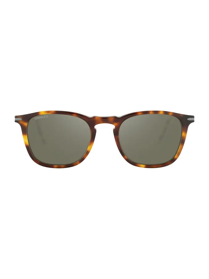 Serengeti product or lifestyle photo